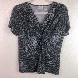 Chico’s Animal Print twist front blouse size 8 (Chico’s size 1)